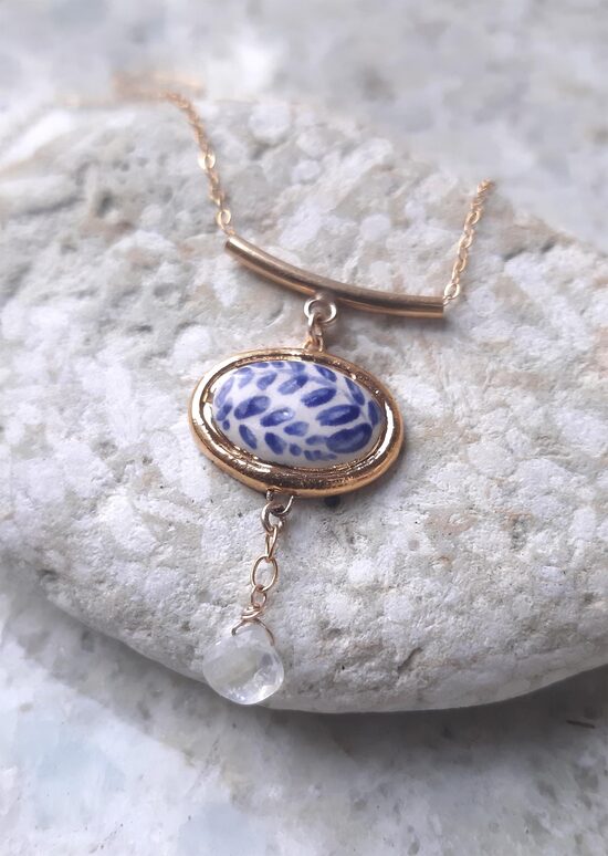 Porcelain Leaf & Rainbow Moonstone Necklace in Gold