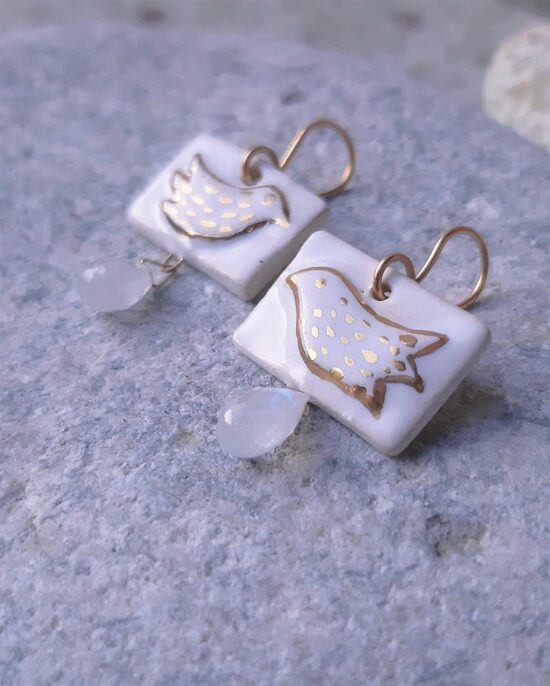 Ceramic Bird & Moonstone Egg statement in Gold